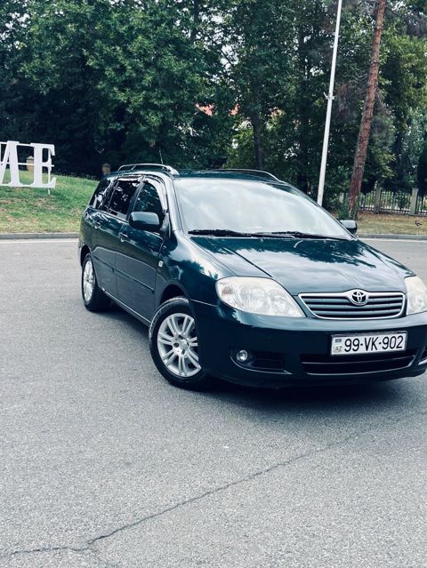Toyota Corolla: 1.4 l | 2005 il Universal