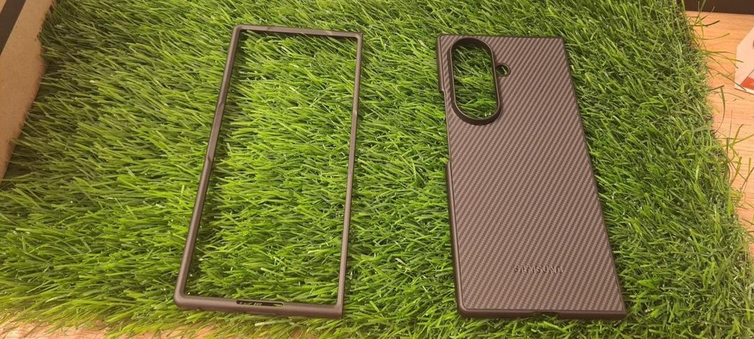 Samsung Galaxy Z Fold 8, Samsung Galaxy Z fold 8 Ultra arxalıqları — Telefonlar və qadjetlər, Bakı (4)