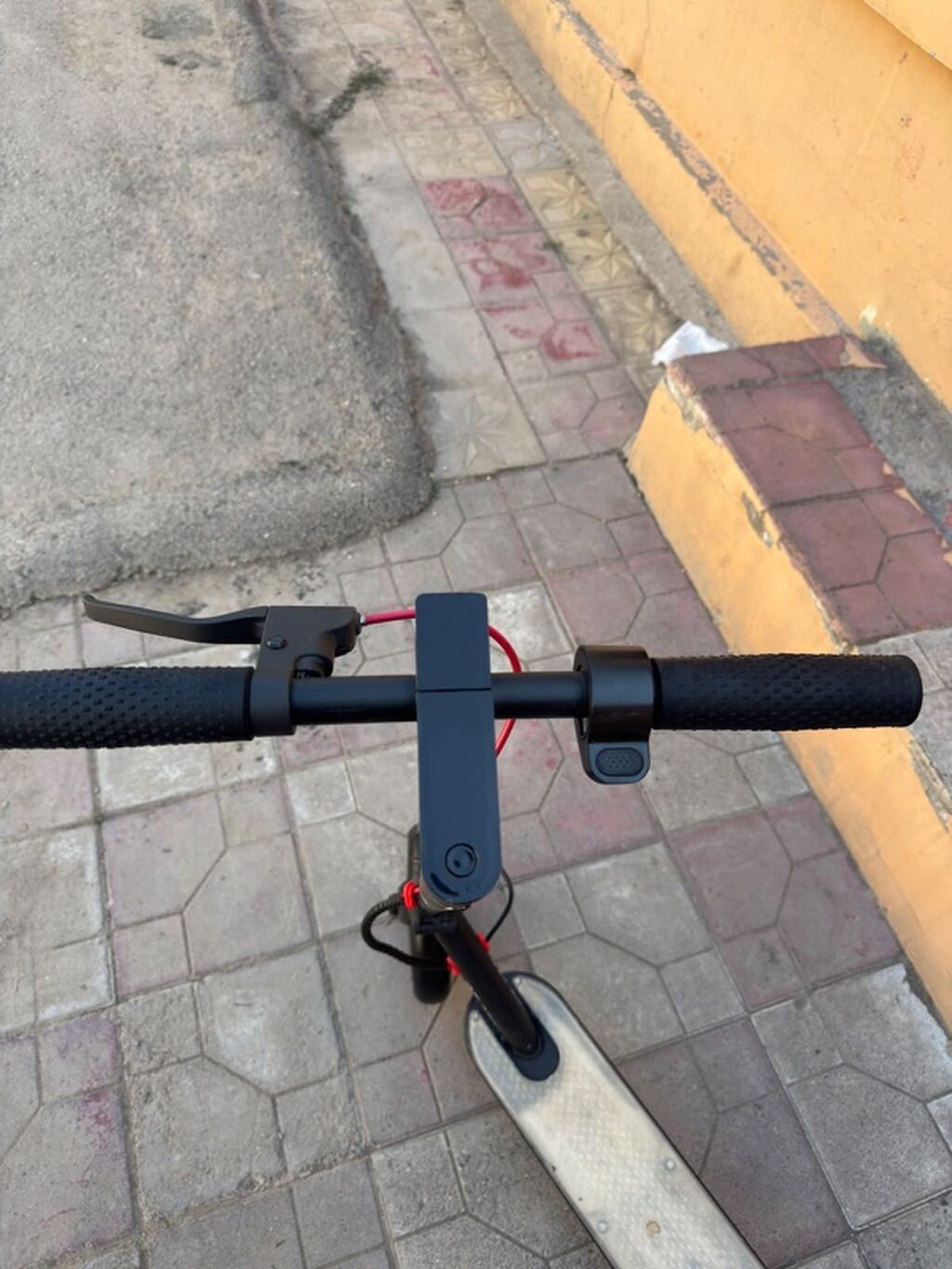 Elektrikli skuter – Tooa ST-250 - Şəhər içi sürüşlər üçün yığcam və — Mallar, Gəncə (2)