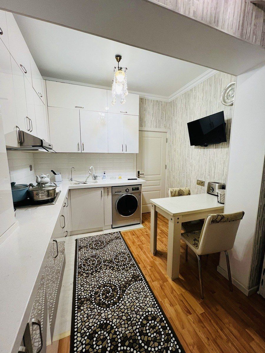 Satılır 3 otaqlı köhnə tikili 92 m² — Mənzil, Bakı (2)