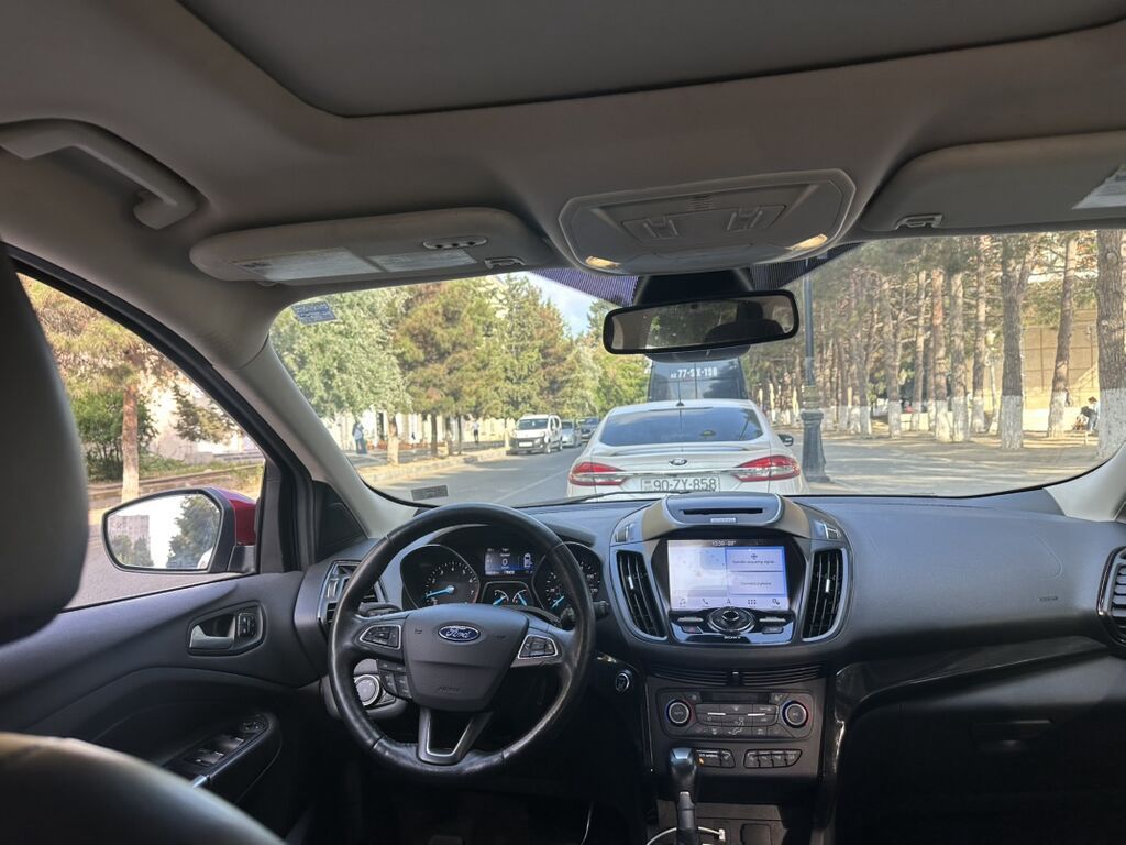 Ford Kuga: 1.5 l | 2017 il 248000 km Krossover — Avtomobillər, Masazır (5)