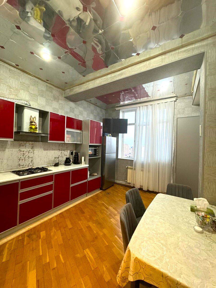 Satılır 3 otaqlı yeni tikili 150 m² — Mənzil, Bakı (7)