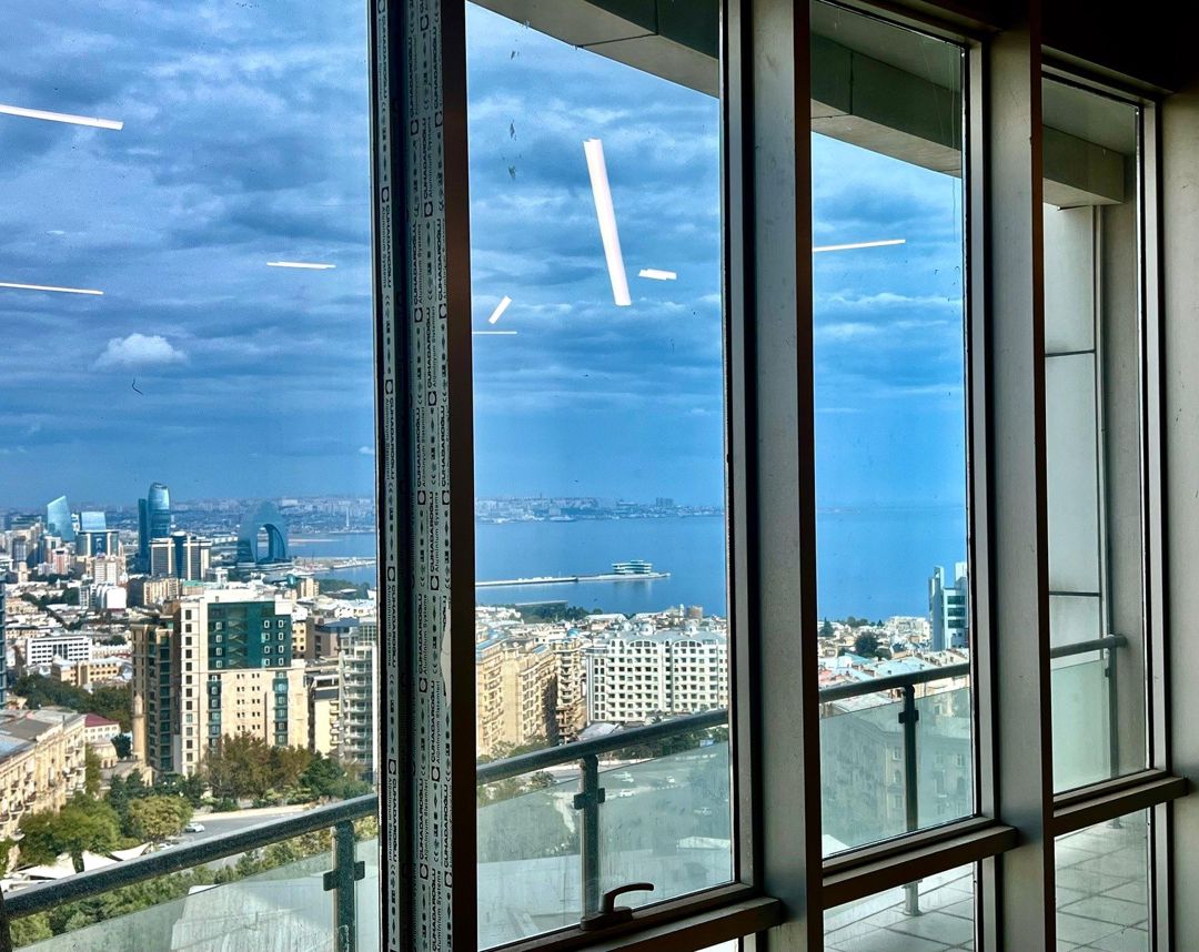 Satılır 4 otaqlı yeni tikili 261 m² — Mənzil, Bakı (2)