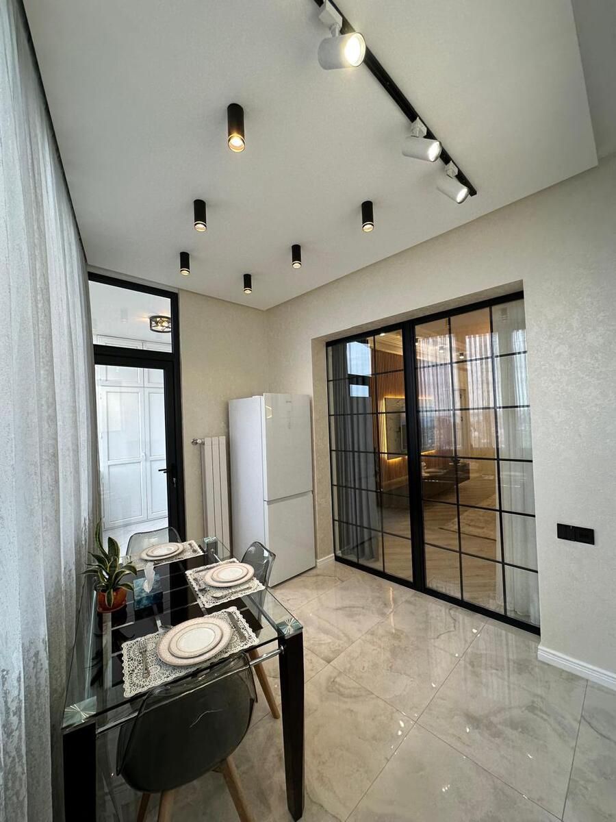 İcarəyə verilir 3 otaqlı yeni tikili 150 m² — Mənzil, Bakı (11)