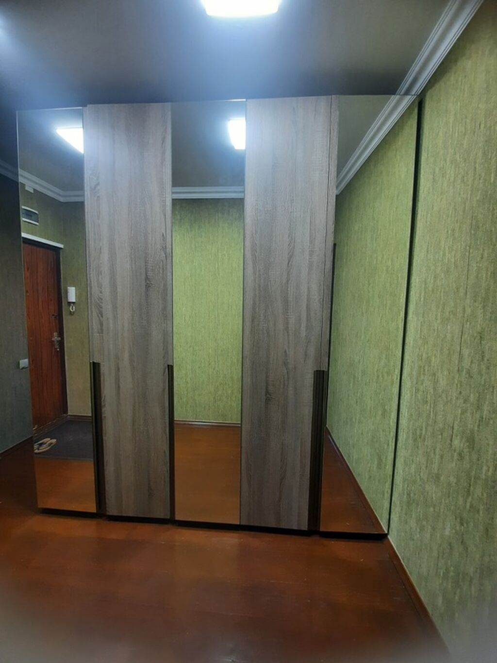 İşlənmiş, 4 qapılı, Güzgülü, Qəhvəyi, Kupe, Düz dolab — Mebel, Bakı (2)