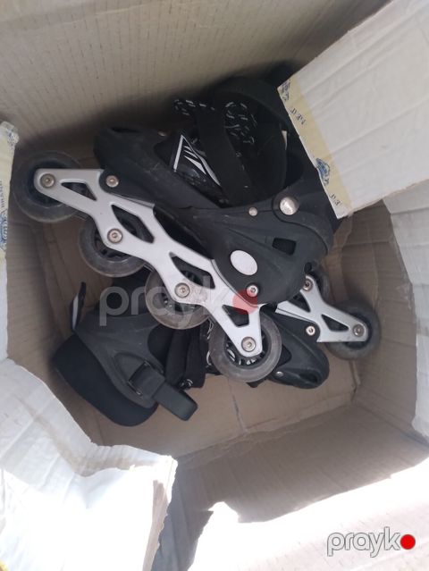 Inline təkərlər (roller skates) - Tip: İnline (ardıcıl 4 təkərli) -