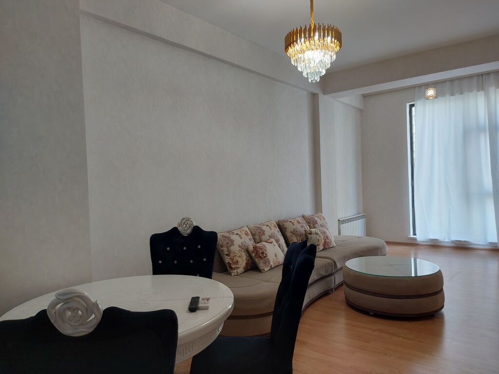 Nərimanov rayonu, Qarabağ küçəsində yerləşən, tehsil nazirlinin — Daşınmaz əmlak, Bakı