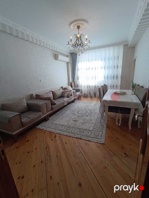 Satılır 2 otaqlı yeni tikili 60 m²