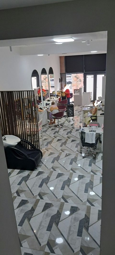 Satılır obyekt 140 m²