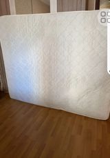 Ağ rəngli iki nəfərlik döşək - Ölçü: təxmini 160x200 sm (standart iki — Mattresses