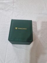 FREDRIC qol saatı — Personal Items