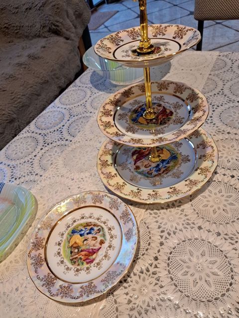 Tort və şiriniyyat qabı, rəng - Ağ, Farfor