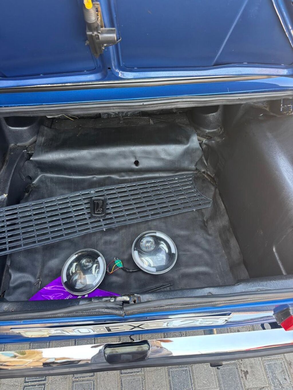 VAZ 21011, mavi rəng, sedan kuzov. Xüsusiyyətlər: - Klassik dairəvi — Avto, Şirvan (7)