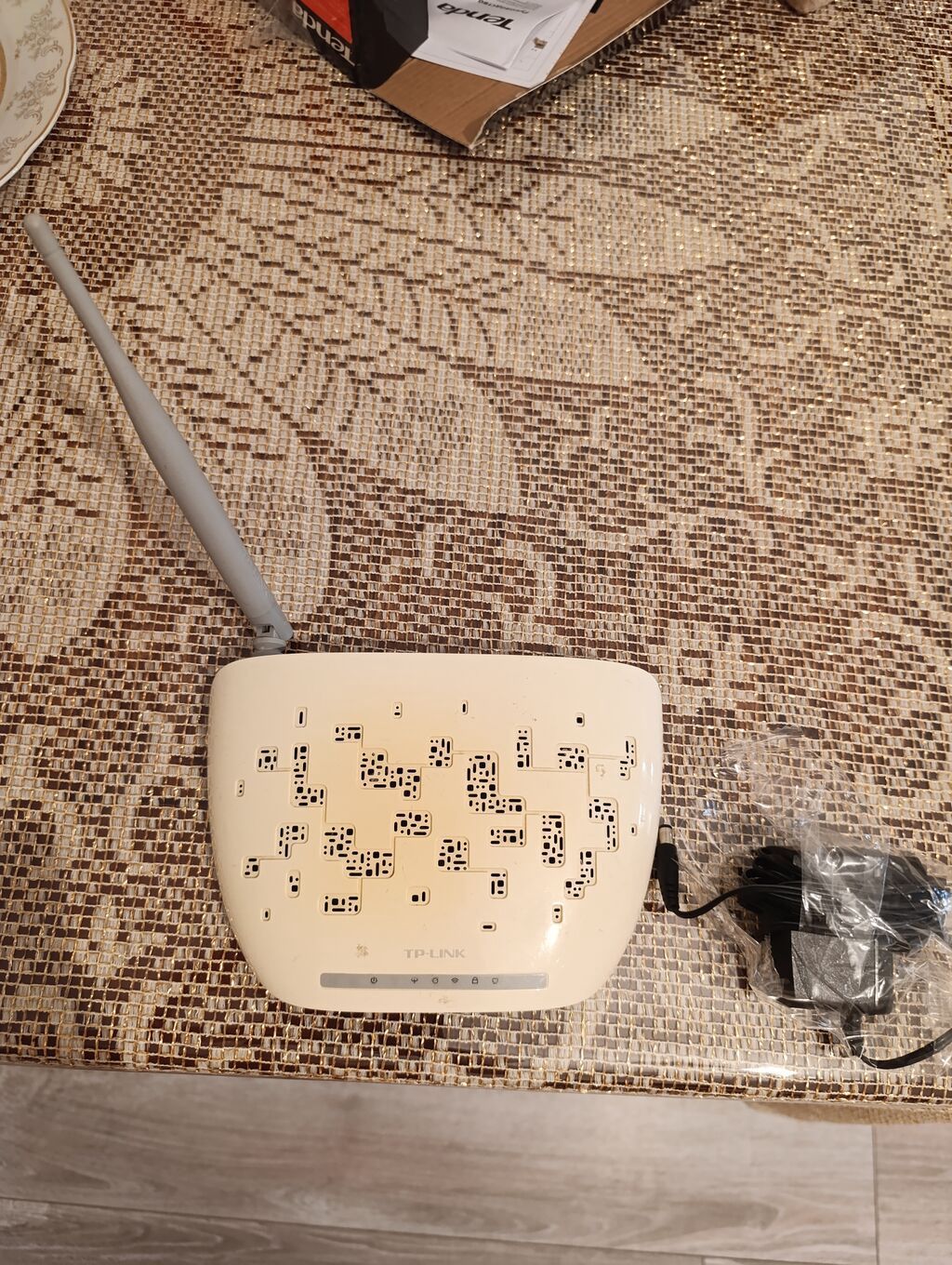 TP-Link simsiz Wi‑Fi routeri Xüsusiyyətlər: - Brend/model: TP-Link (1 — Elektronika, Masazır (2)