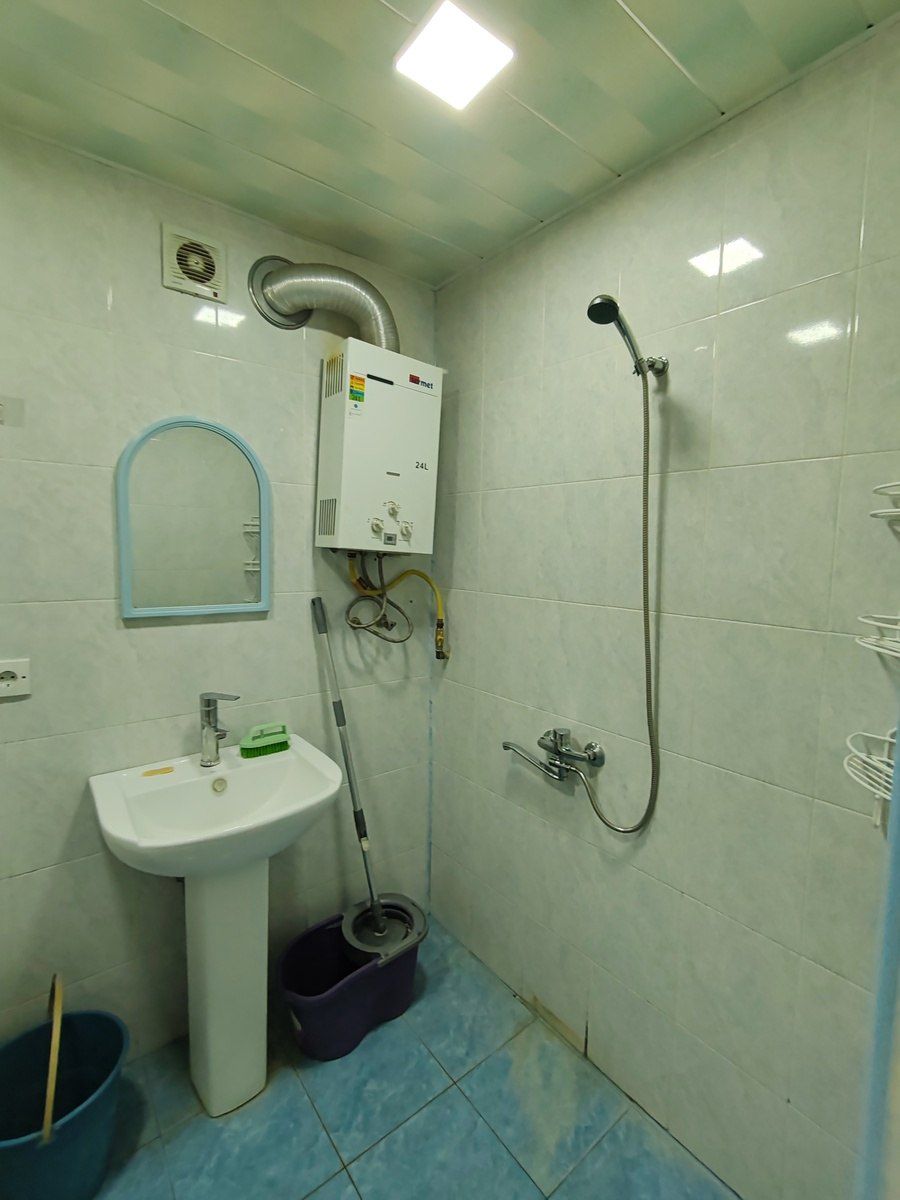 İcarəyə verilir 1 otaqlı köhnə tikili 45 m² — Mənzil, Bakı (9)