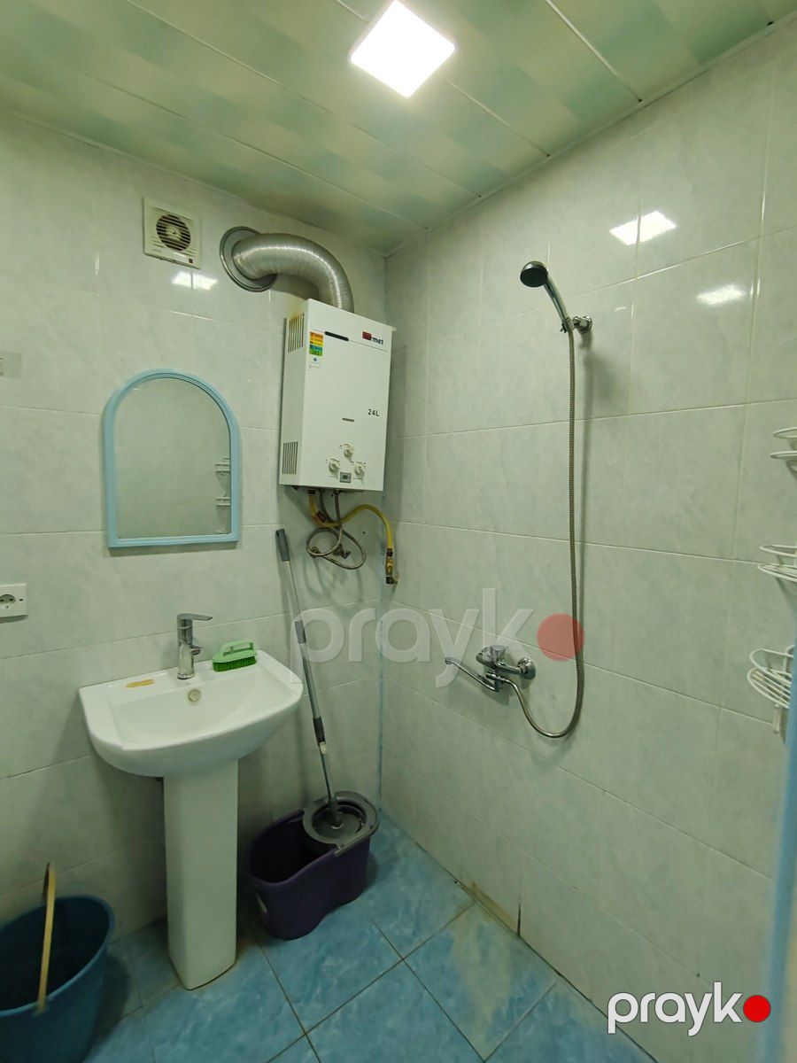İcarəyə verilir 1 otaqlı köhnə tikili 45 m² — Mənzil, Bakı (9)