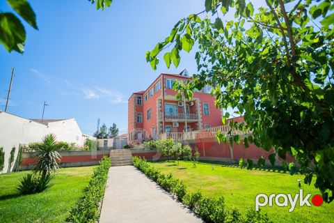 Satılır 6 otaqlı həyət evi/bağ evi 350 m²