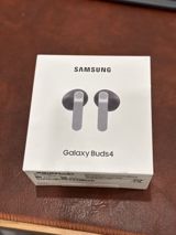 Samsung Galaxy Buds4 simsiz qulaqlıqlar Istifade olunmayib qəti — Ürünler