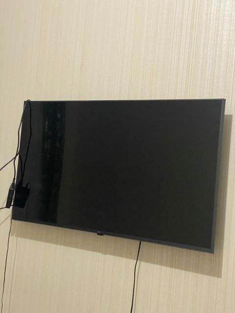 Ehtyaca satılır.Lg 400azn.Smartdı.Hovsan mida 1 — Bakı