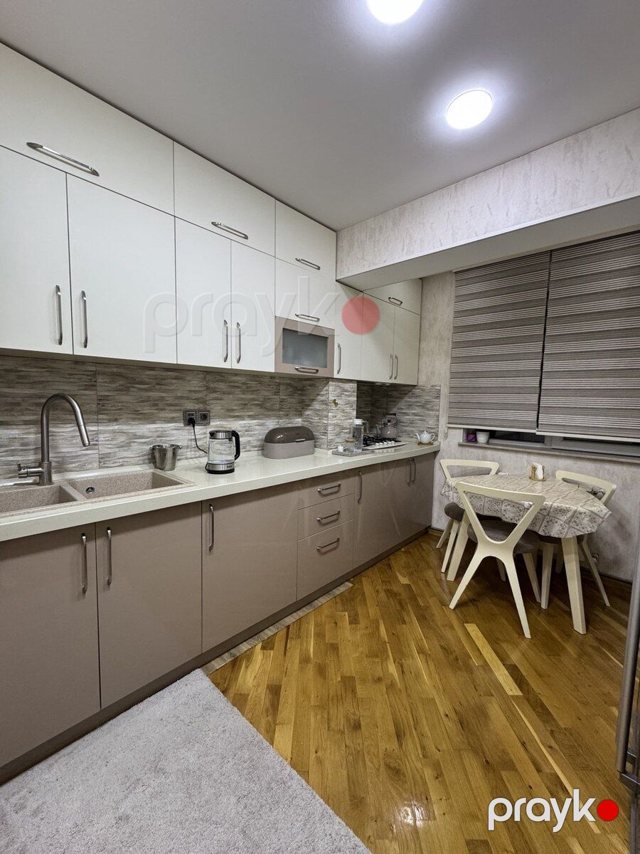 Satılır 3 otaqlı köhnə tikili 100 m² — Mənzil, Bakı (5)