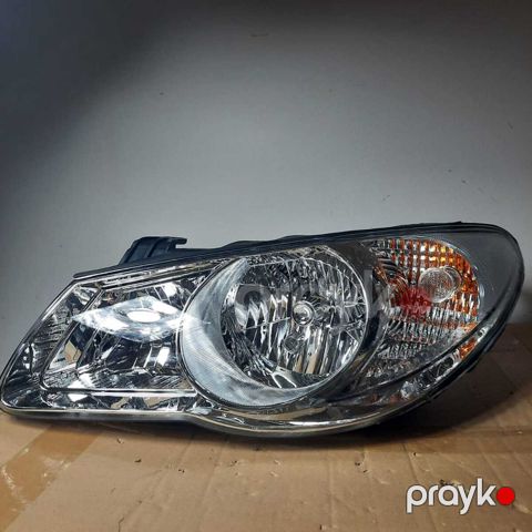 "Hyundai Elantra 2007-2010" farası