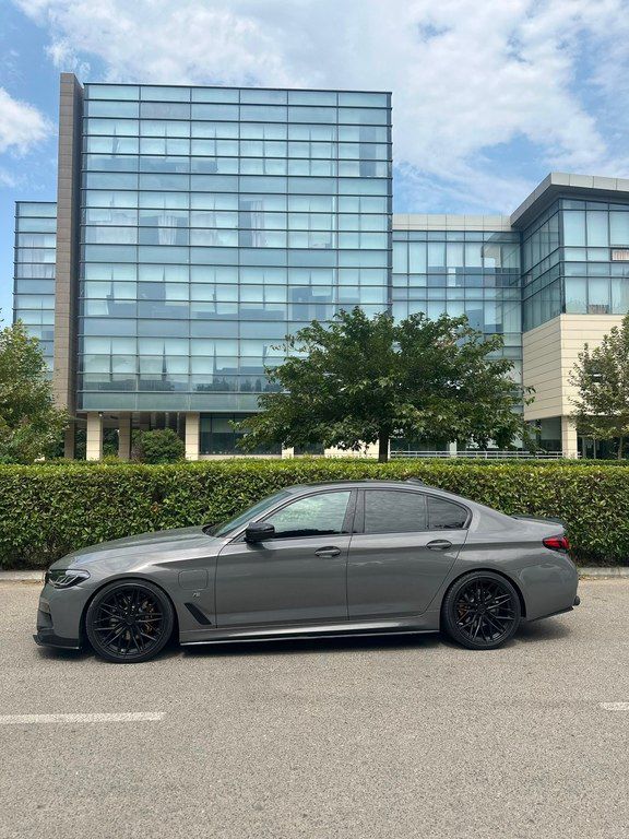 BMW 530e, 2.0 L, 12 kWh, 2022 il, 39 000 km — Avtomobillər, Bakı (3)