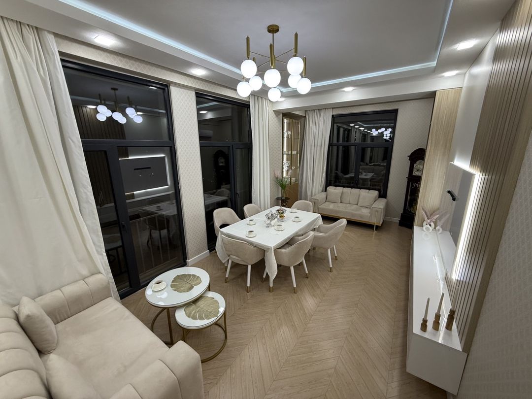 Satılır 4 otaqlı yeni tikili 135 m² — Mənzil, Bakı