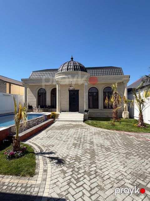 Satılır 4 otaqlı həyət evi/bağ evi 180 m²