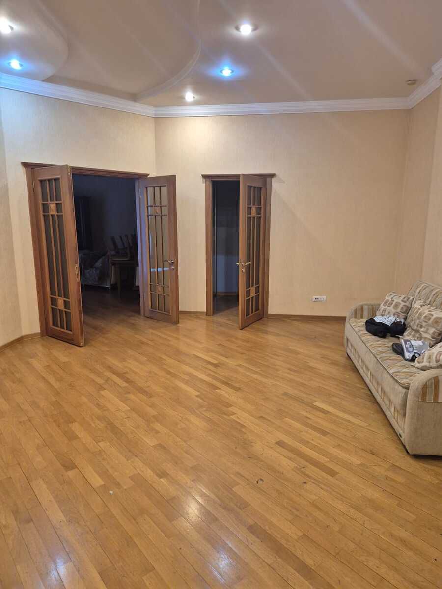 İcarəyə verilir 3 otaqlı yeni tikili 171 m² — Mənzil, Bakı (9)