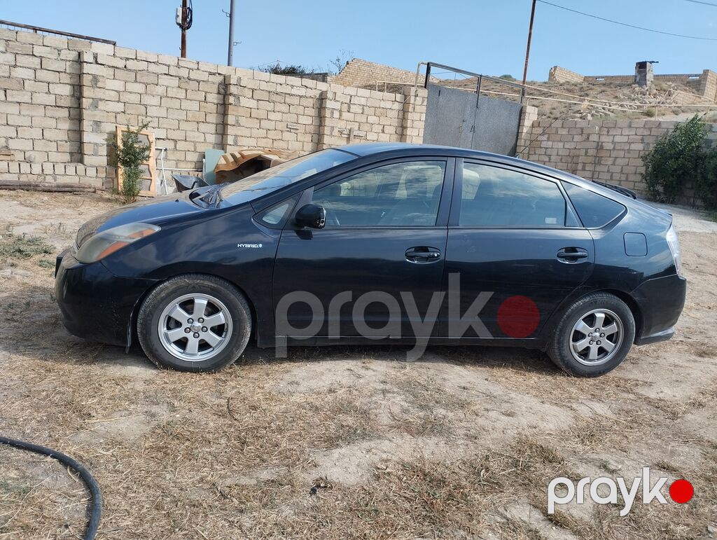 Toyota Prius (2-ci nəsil) hibrid hetçbek - Rəng: qara - Kuzov: 5 — Avtomobillər, Sumqayıt (3)