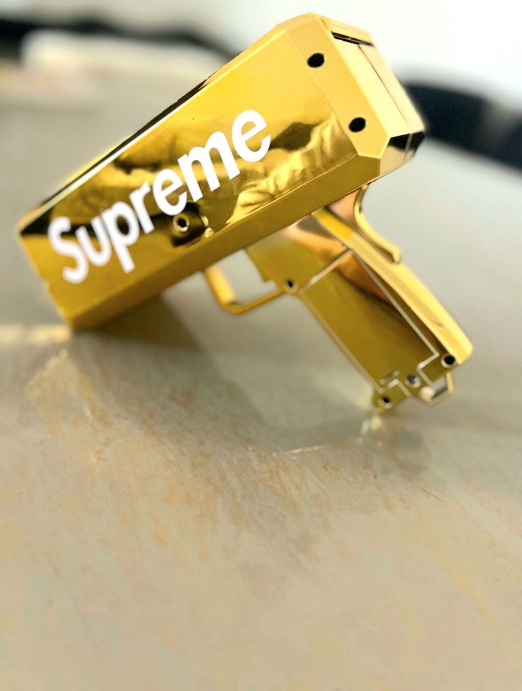 Məhsul: Supreme qızılı “Money Gun” (pul atıcı) Təsvir: - Parlaq — Oyuncaqlar, Bakı (3)