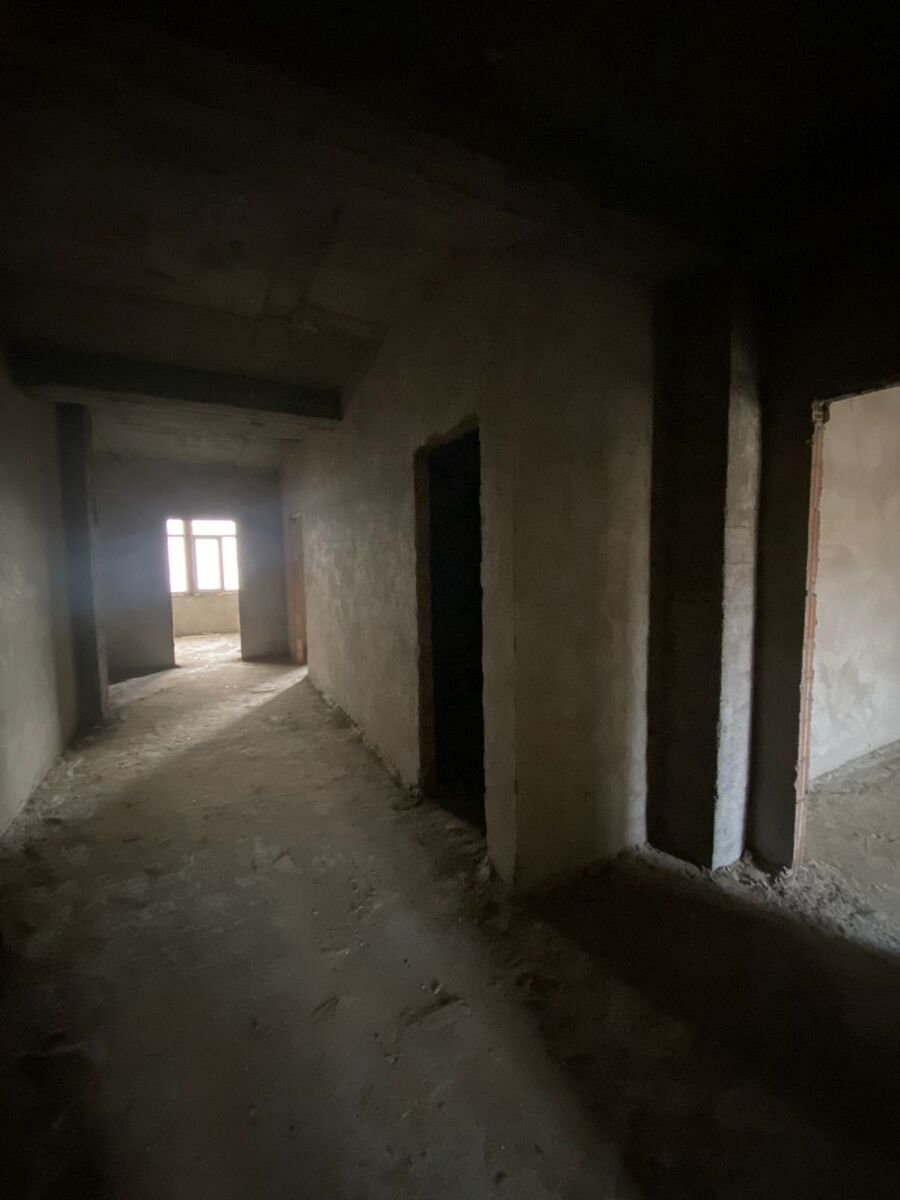 Satılır 4 otaqlı yeni tikili 200 m² — Mənzil, Bakı (4)