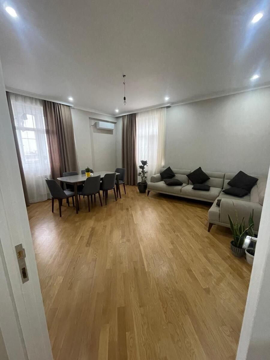 Satılır 3 otaqlı yeni tikili 147 m² — Mənzil, Bakı
