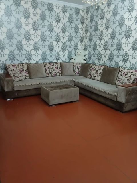 Divan satılır 550 azn. Acilir baza var olcu 3/2 unvan Masazır 5846 — Min bir xirdavat dunyasi — Sofas