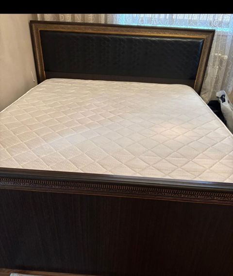 ✅taxt satılır 180 manata ölçü 1.80*2 10 Unvan yeni Ramana*AFA (Z) E