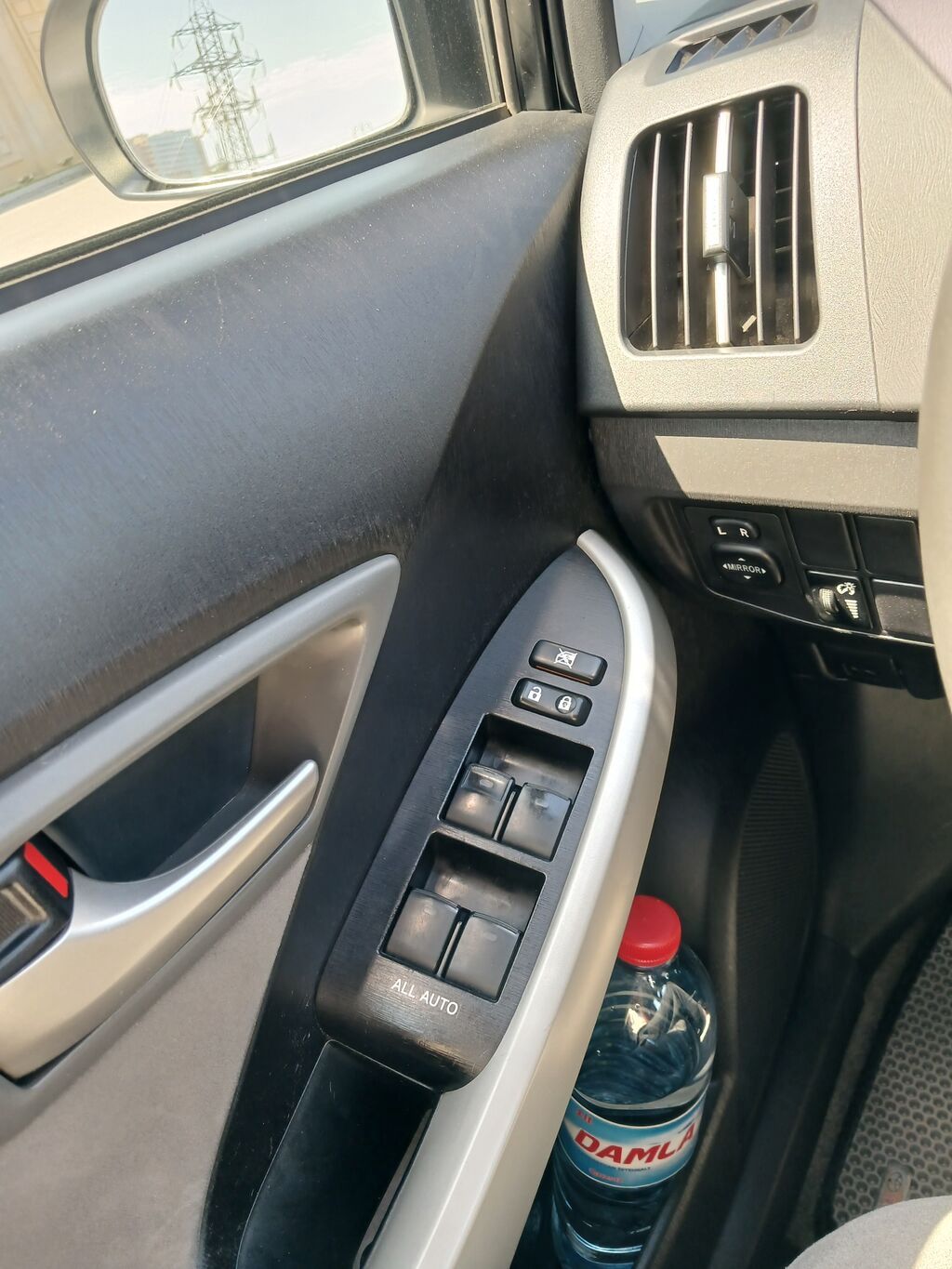 Toyota Prius: 1.8 l | 2012 il Hetçbek — Avtomobillər, Xırdalan (8)