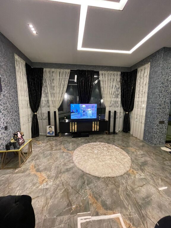 İcarəyə verilir həyət evi/bağ evi 250 m² — Ev, villa, Bakı (6)