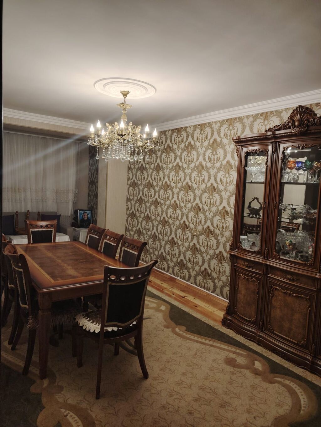 Gəncə şəhərində otaq yoldaşı qızlar, xanımlar axtarılır. Hər bir nəfər — Daşınmaz əmlak, Gəncə