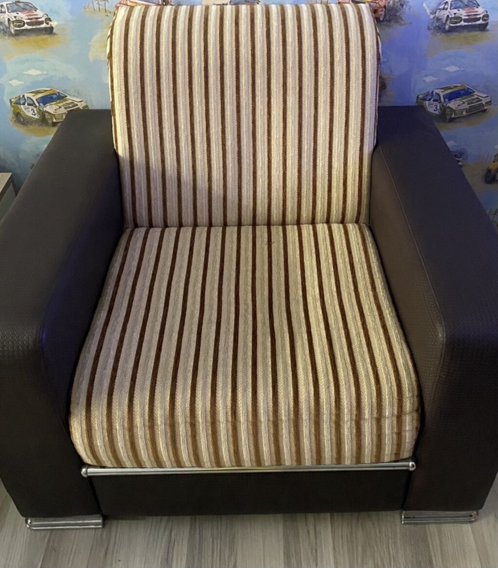 Kreslo-çarpayı - Model: qatlanan kreslo-çarpayı - Rəng və material