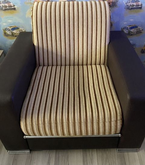 Kreslo-çarpayı - Model: qatlanan kreslo-çarpayı - Rəng və material