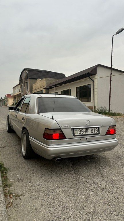 Mercedes 220 E, 2.2 L, 1995 il, 342 078 km — Avtomobillər, Qusar (4)