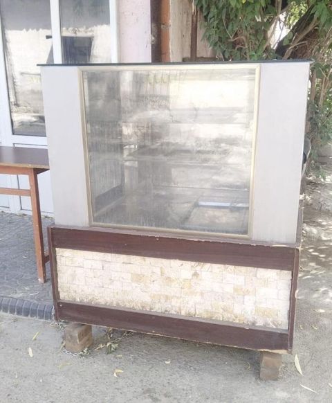 *SEVA XİRDALAN* KABAB VİTRİNİ SATİLİR. Vitrin islək vəziyyətdədir