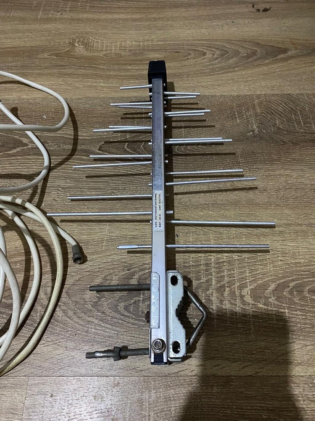 Yagi tipli yönləndirilən antena və koaksial kabel dəsti. Tam — TV və Video, Bakı