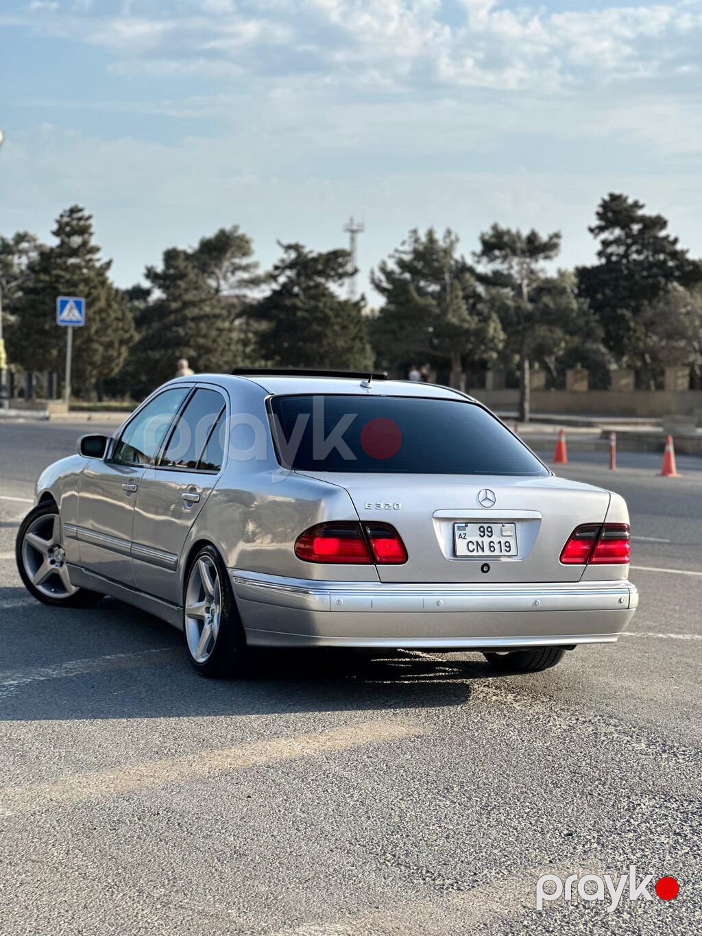 Mercedes-Benz E 320: 3.2 l | 2002 il Sedan 99-CN-619 — Avtomobillər, Bakı (2)