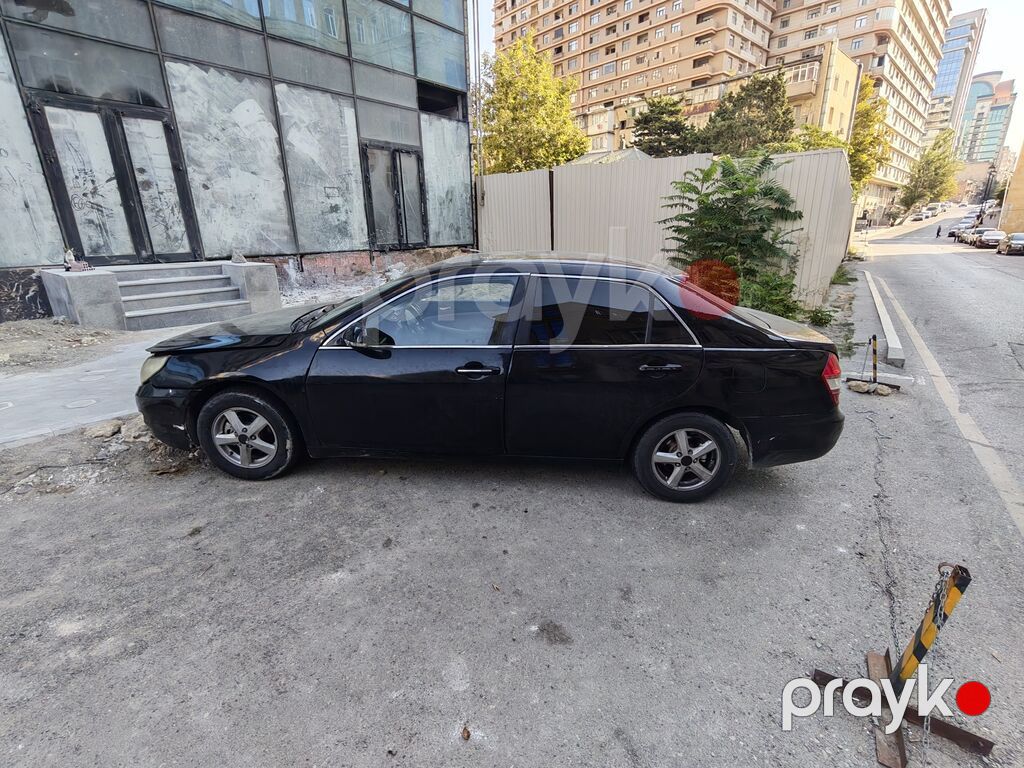 BYD F6 2.4 Mitsubishi motor — satılır. Maşının qabaq hissəsində vurğu — Avto, Bakı (4)