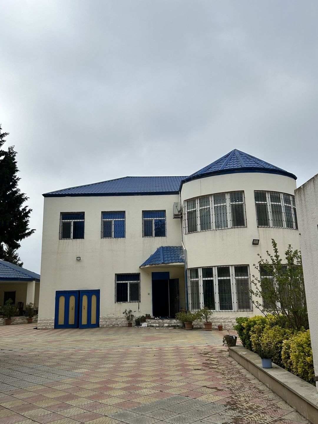 Satılır 9 otaqlı həyət evi/bağ evi 300 m² — Ev, villa, Bakı