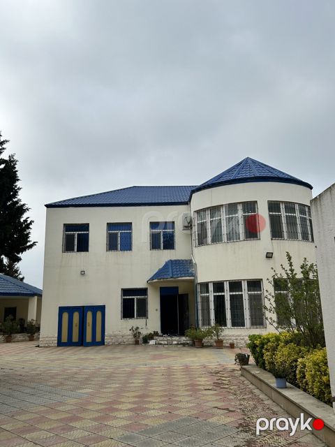 Satılır 9 otaqlı həyət evi/bağ evi 300 m²