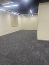 İcarəyə verilir 4 otaqlı ofis 200 m² — Ofis