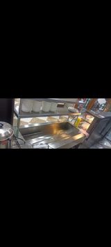 Paslanmayan poladdan restoran/kafe üçün servis xətti – vitrinli istilik masası — Для ресторана