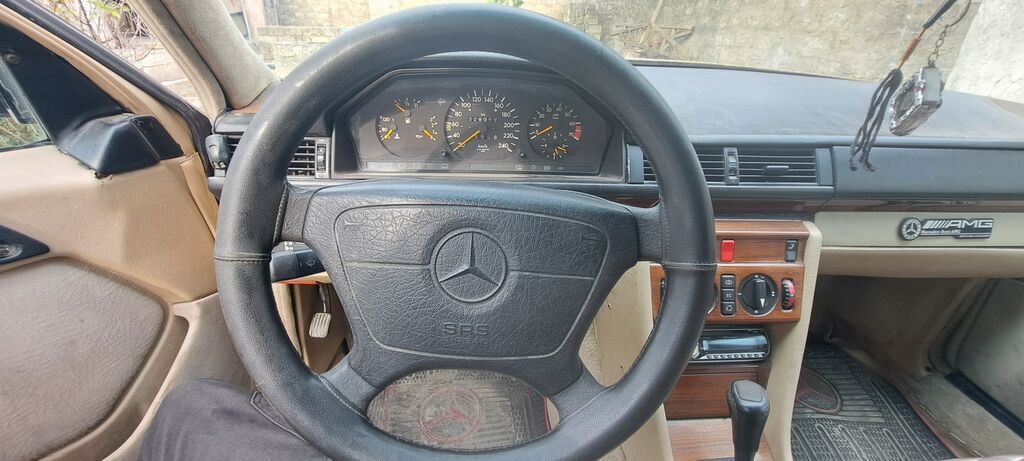 Mercedes-Benz W124: 2.2 l | 1995 il Sedan — Avtomobillər, Bakı (7)